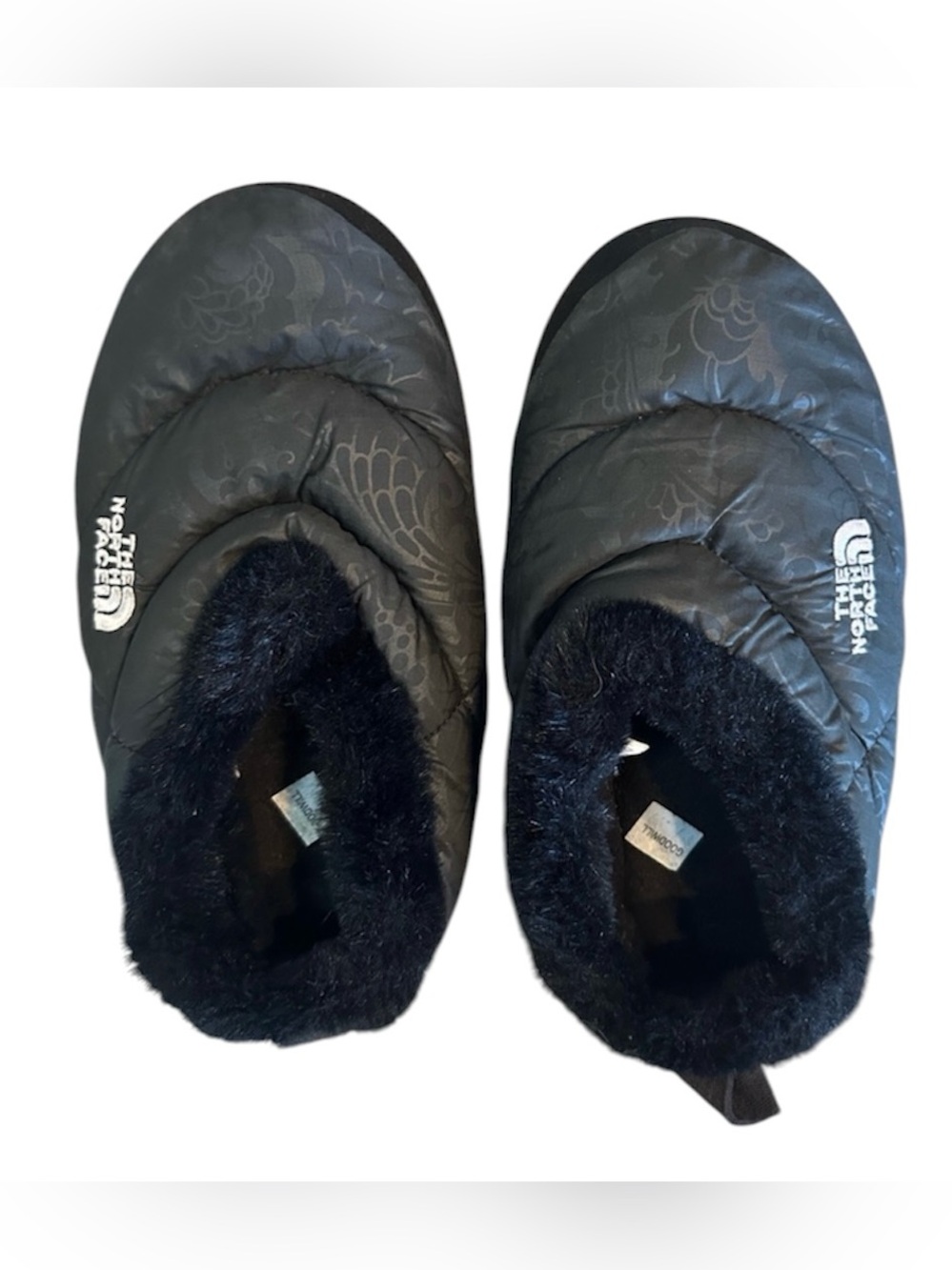 The North Face Women's Quilted Slippers Size S Black Thermoball Traction Mule